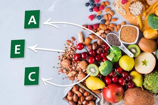 Vitaminas A y E antioxidantes en alimentos naturales
